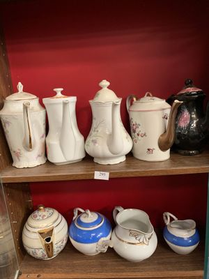 Lot de céramiques : verseuses