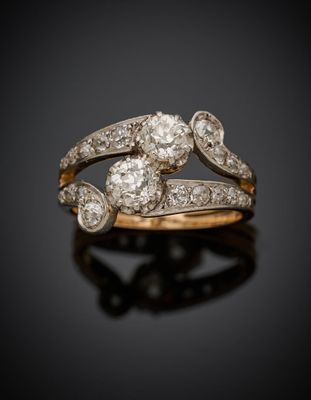 une bague en diamant et en or, signée Van Cleef