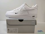 Nike Air Force 1 Low '07 blanc / noir