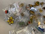a pile of pins and other items that are on the floor