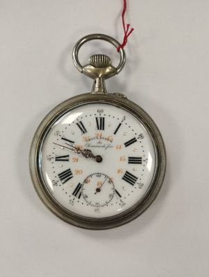 Montre régulateur "des chemins de fer" en acier. Cadran émaillée à chi