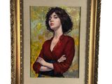 tableau représentant une femme vêtue d'un t-shirt rouge, les bras croisés