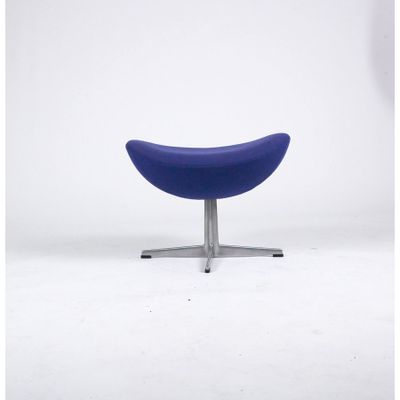 the egg chair by arne jacobs for arne jacobs