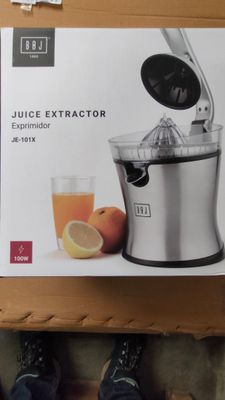 Extracteur DE Jus Marque Boj Modele JE-101x