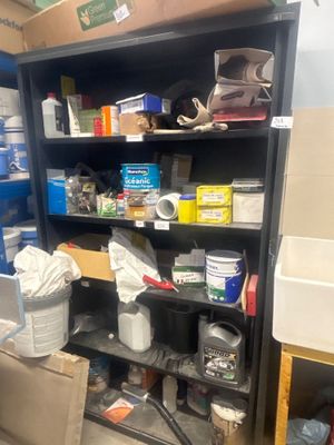 Armoire haute en métal à deux vantaux