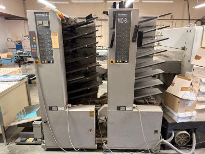 a machine that is sitting in the middle of a room