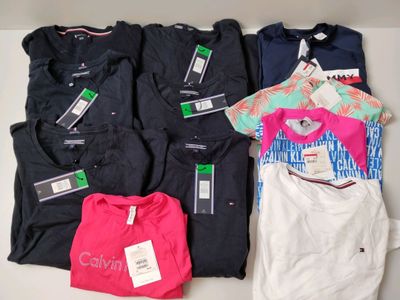 Lot de 11 vêtements CALVIN KLEIN et TOMMY HILFIGER de divers… - Photo 1