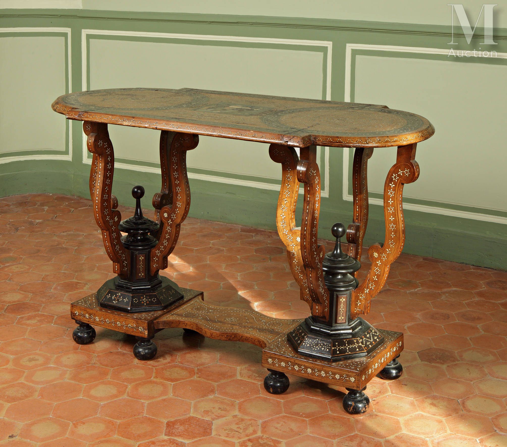Objets d'art & Curiosités