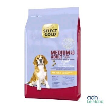 photo des croquettes pour chiens adultes de taille moyenne « Select Gold »
