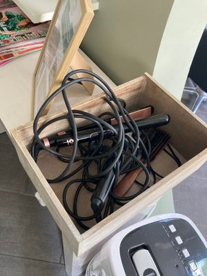 a box with a bunch of wires inside of it