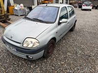 LMB: VP RENAULT CLIO du 22/08/2000 - 05cv ES - c… (photo 2)