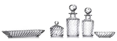 un dessin représentant un ensemble de bouteilles en verre et un saladier