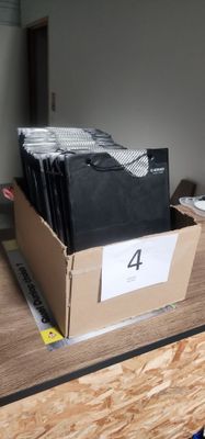 1 lot de porte-blocs noir avec pochette BERNER (environ 42)