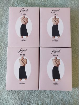 lot de 16 jupes de marque FOGAL (produit de très haute quali…