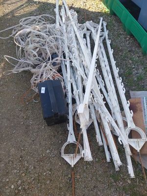 Clôture électrique avec son éléctrificateur Gallagher BA20 e… - Photo 1