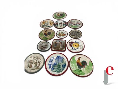 a lot of plates that are arranged in a pyramid