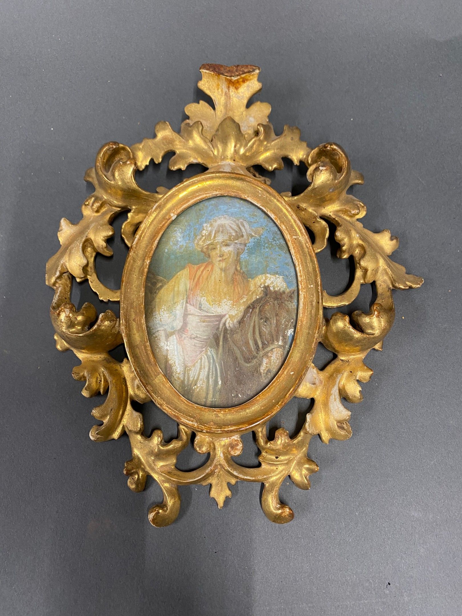 Objets d'art & Curiosités