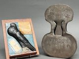 a picture of a vase and a picture of a bird