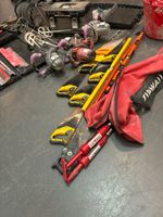 lot : malaxeurs, niveaux, outils divers . (photo 6)
