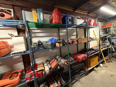 a room filled with lots of different types of tools