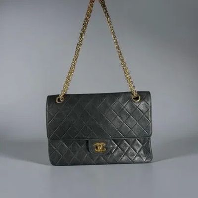 chanel vintage - quilted shoulder bag 10