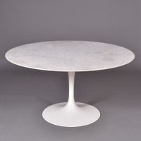Eero SAARINEN (1910 - 1961) - Edition KNOLL INTERNATIONAL.