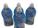 trois flacons de Veet Deterre sur fond blanc
