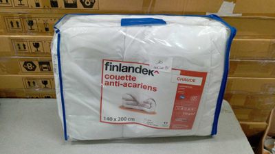 Couette chaude 140x200, 350g - NEUVE sous blister, envoi mon…