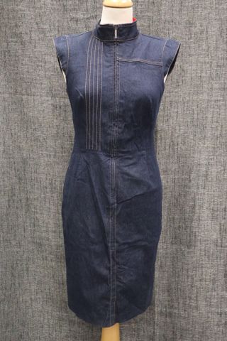 KENZO Jeans – Robe en jeans, doublure en tissu fleuri. Taille : 3...