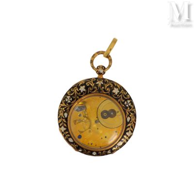 une image d'une montre de poche en gros plan sur fond blanc