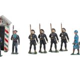 tout un tas de figurines alignées en rang