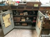 an image of a workbench in a garage