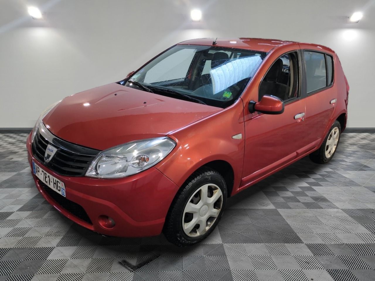 DACIA - SANDERO 1.4 MPI 75 GPL ECO2 - EG - Mise en service: 29/03/2010 - Voyant moteur allumé