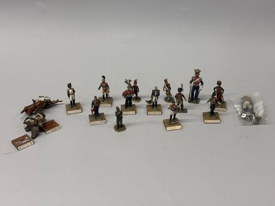 Figurines. Ensemble de figurines (peinture fine).