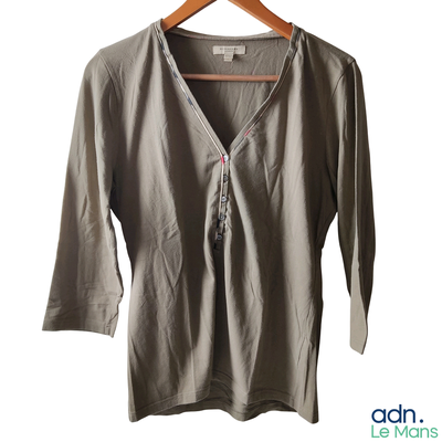 BURBERRY – Tee-shirt kaki/taupe manches 3/4 avec détails nov…