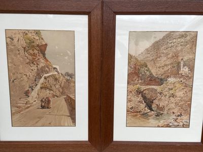 deux photos encadrées représentant un paysage de montagne avec une rivière au premier plan