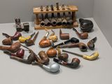 de nombreux types de tabacs à pipe différents sur la table