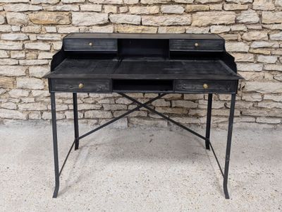 BUREAU à gradin en métal laqué noir ouvrant par deux tiroirs sous le p - Photo 1