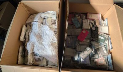 183 / 1 palette de 112 kg de protections d'écrans et c…