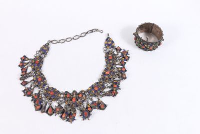 ALGERIE XXème. "Collier pectoral et bracelet manchette de ma… - Photo 1