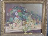 une photo d'un tableau représentant des fruits et des fleurs posés sur une table