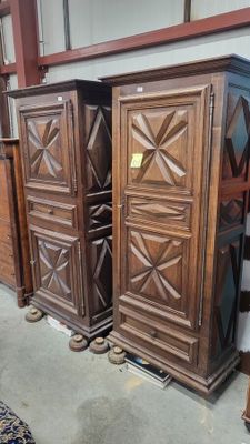 2 meubles home debout de style Louis XVIII (pied avant à rec…