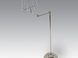 l'image d'une lampe posée sur une table