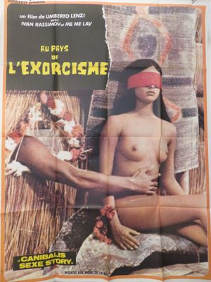 une vieille affiche de cinéma représentant une femme avec un cache-œil sur le visage