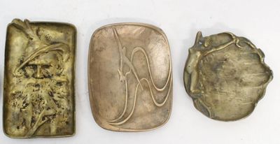 Réunion de 3 vide poches en bronze