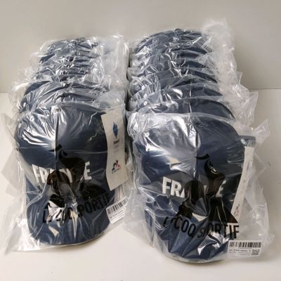 Lot de 25 casquettes LE COQ SPORTIF équipe de France Olympique 2024 - 