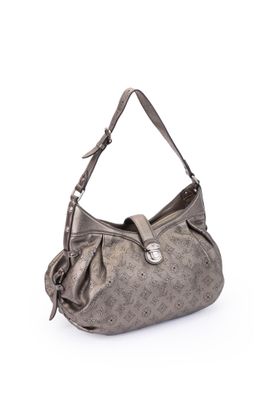 Louis VUITTON - Sac 39cm en veau Mahina argenté, fermeture é…