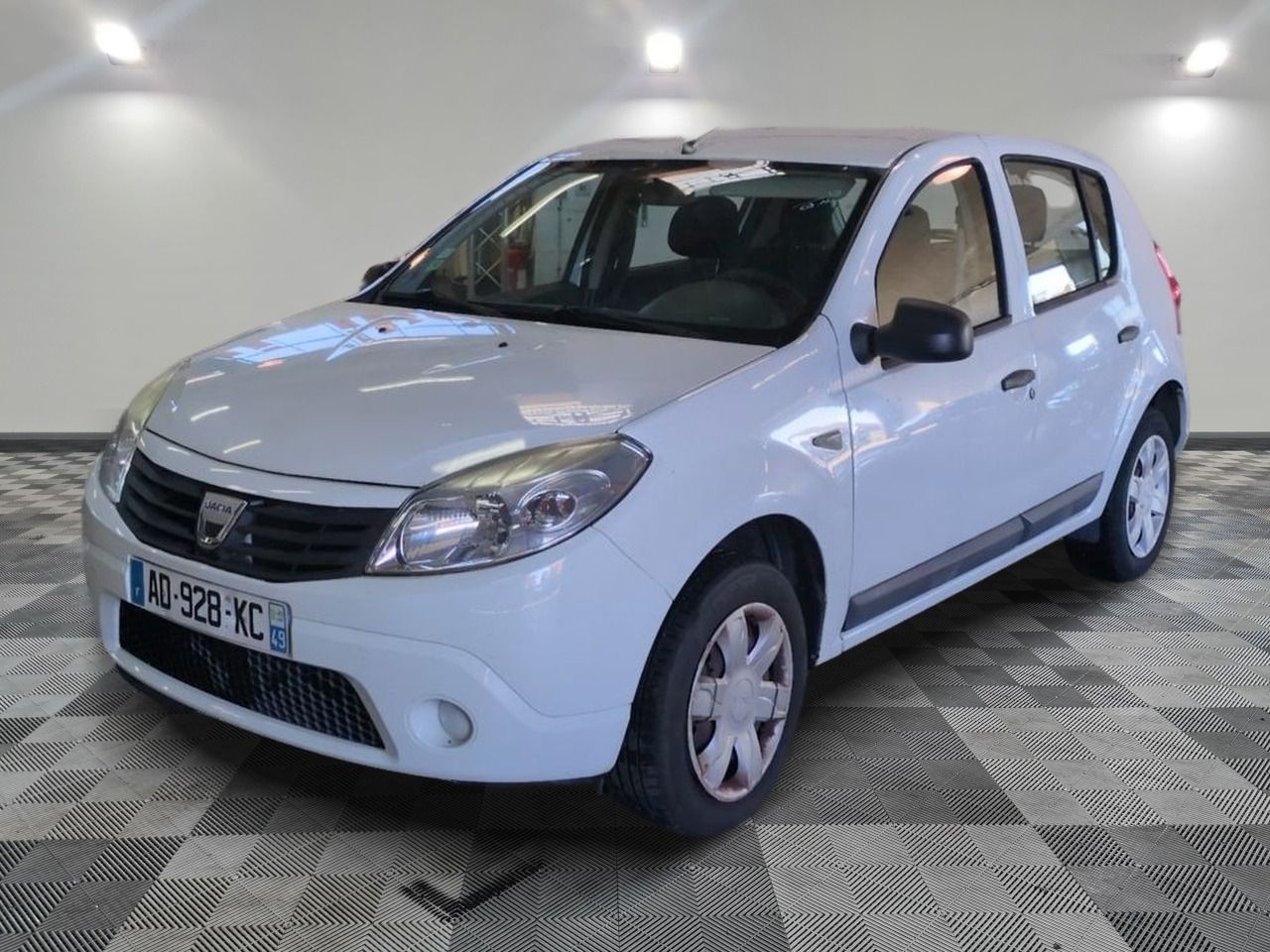 DACIA - SANDERO 1.4 MPI 75 GPL ECO2 AMBIANCE - EG - Mise en …