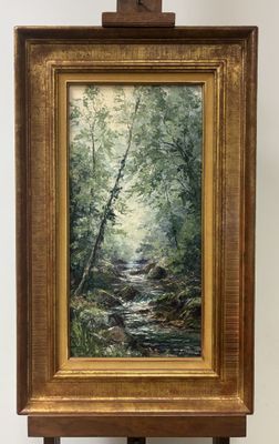 une peinture à l'huile représentant un ruisseau traversant une forêt