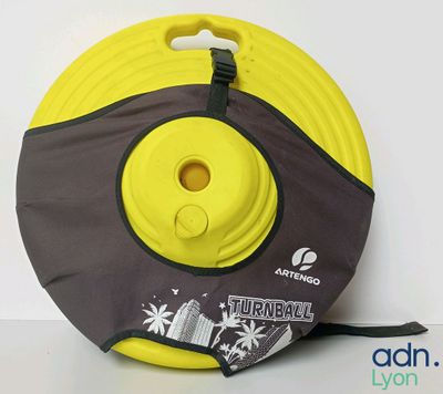 a yellow and black hose with a yellow handle